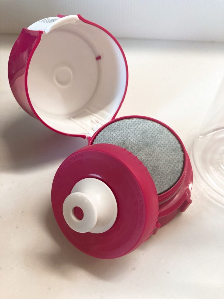 ブリタ浄水器 ボトル型 フタ部分の写真